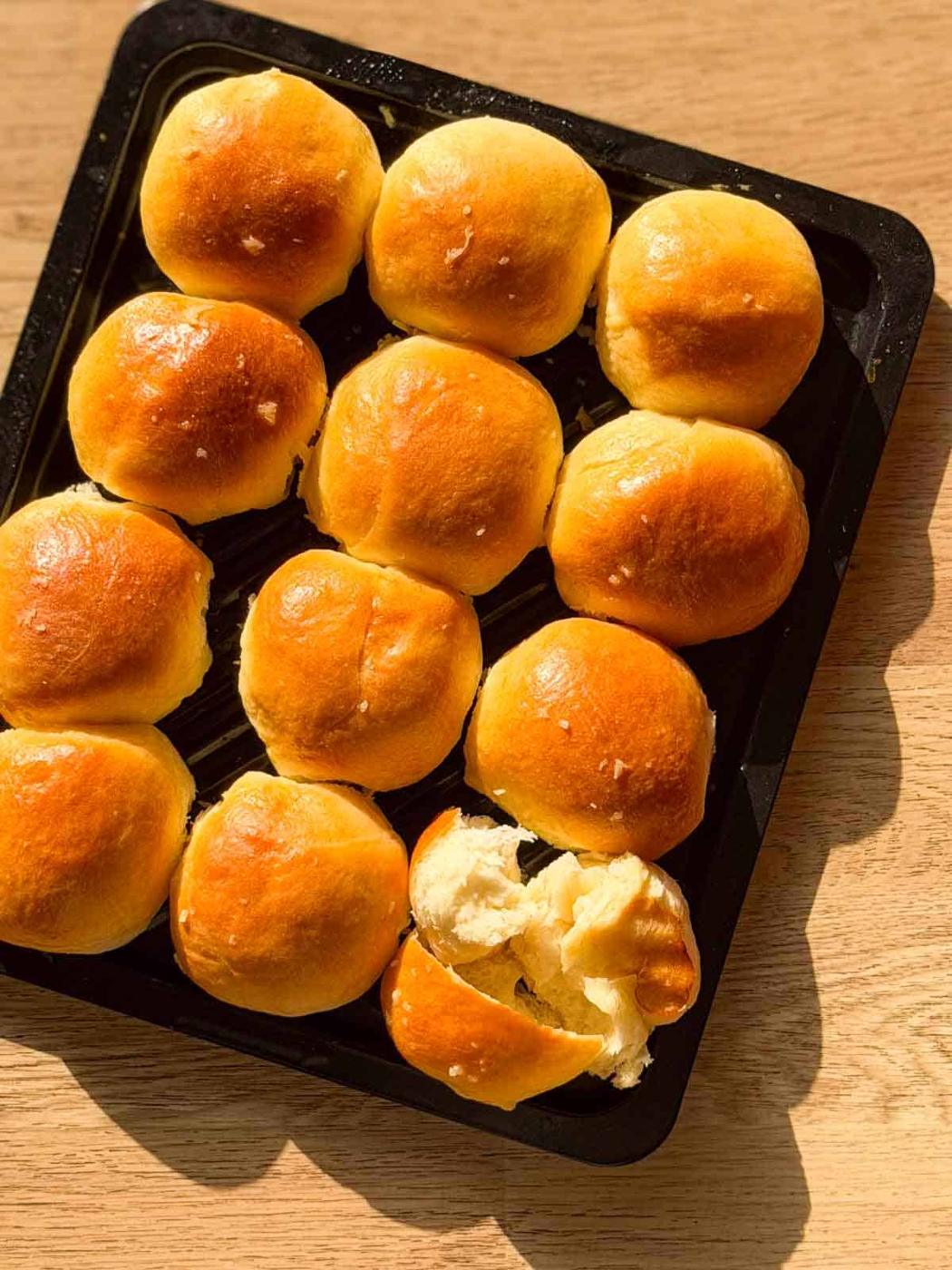 Air Fryer Dinner Rolls | Bread Rolls Recipe