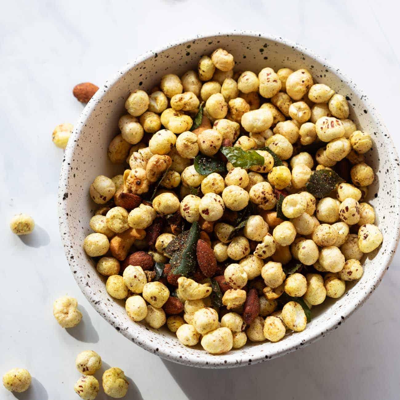 Air Fryer Roasted Makhana and Nuts