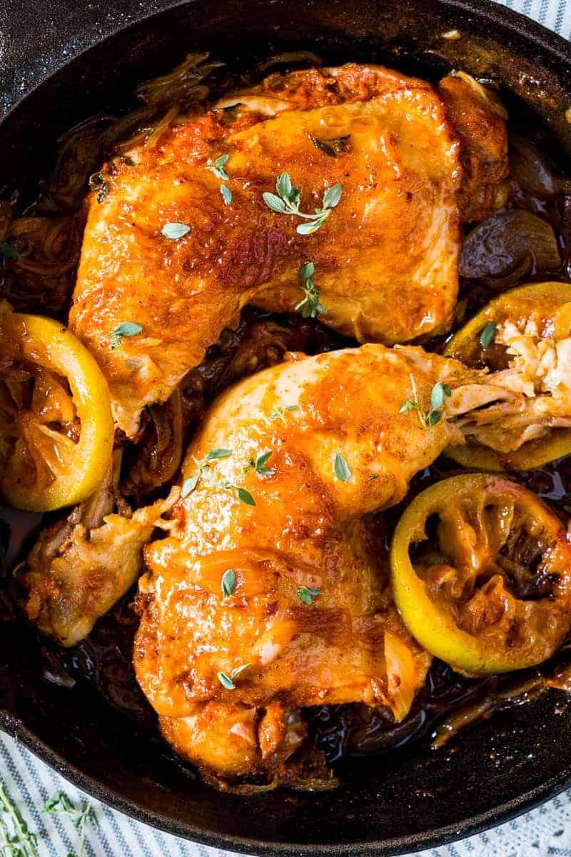 Insanely delicious 5 ingredient, gluten free and super juicy caramelized onion, thyme and lemon chicken legs which takes 30 minutes and only one pan.