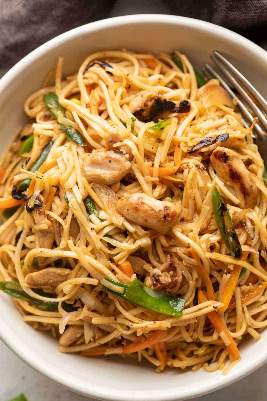 Easy Chicken Chow Mein