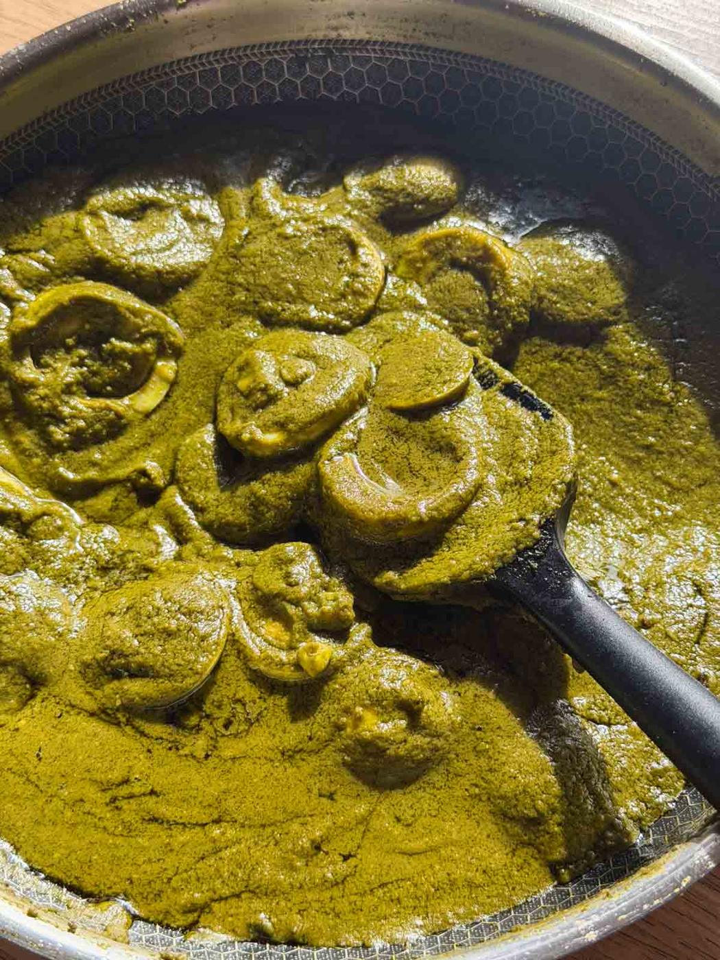 Creamy and Healthy Green Egg Curry