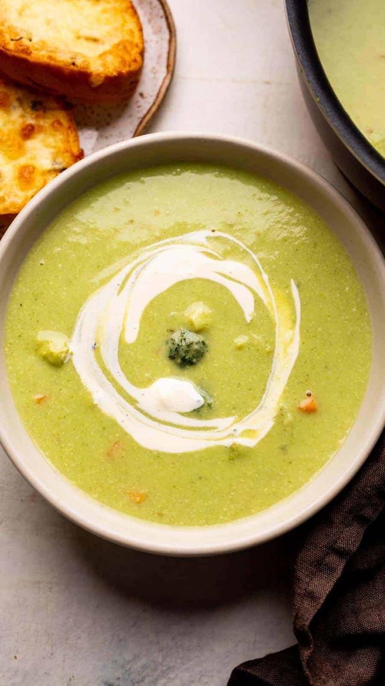 Healthy Broccoli Soup – without any cream