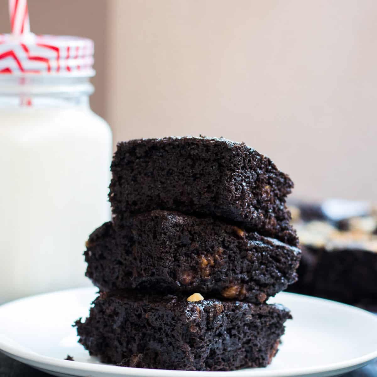 Homemade Eggless Chocolate Brownies