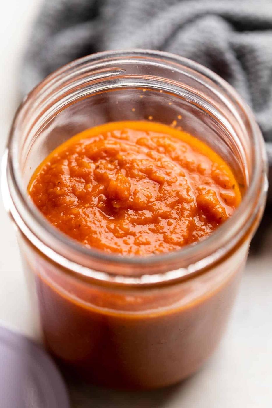 Easy Pasta Sauce (Basic Red Pasta Sauce)
