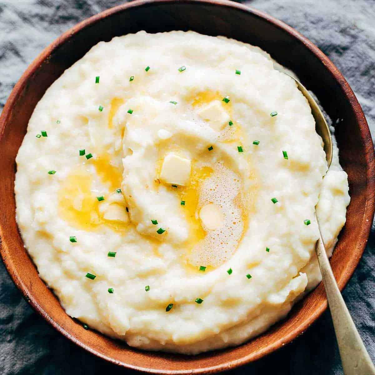 Instant Pot Garlic Mashed Potatoes (Pressure Cooker Recipe)