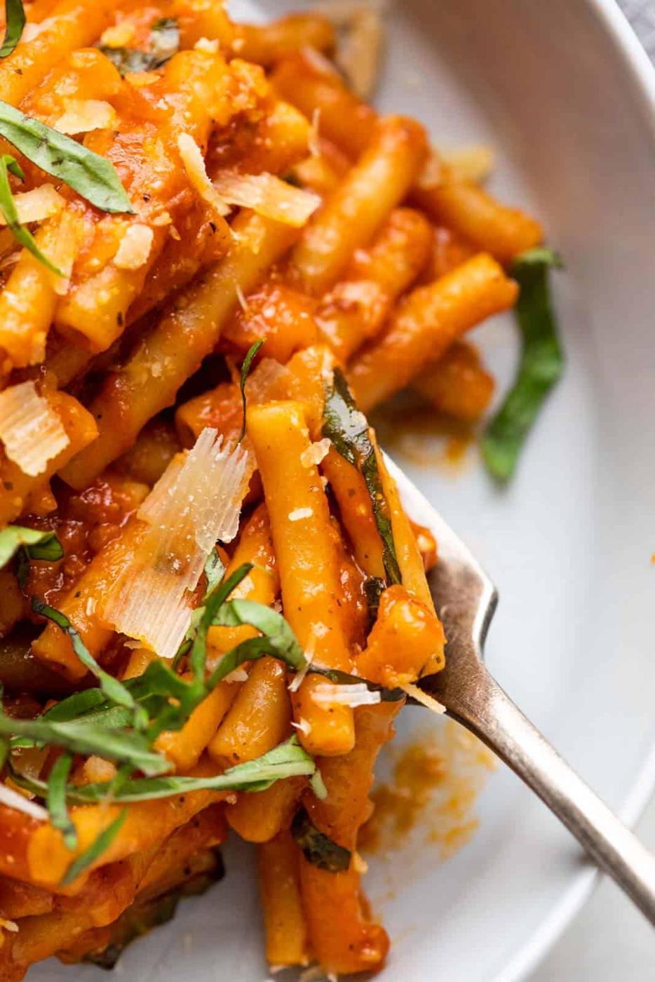 Instant Pot Pasta in Red Sauce