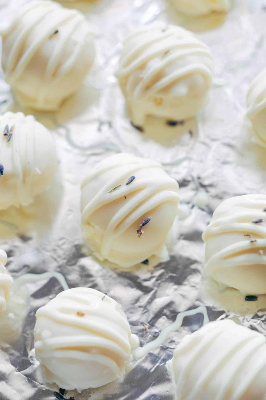 Lavender white chocolate truffles are fragrant, creamy white chocolate bites that are perfect for the festive season and holidays! Use them to serve as mini desserts, or for gifting.