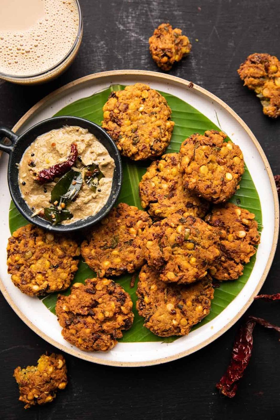 Super Crispy Masala Vada (Dal Vada/ Paruppu Vadai)