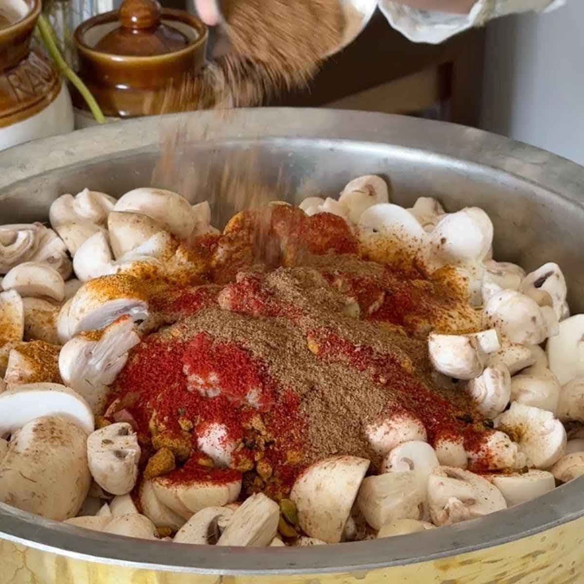 mushroom biryani step 2 - marinating mushrooms