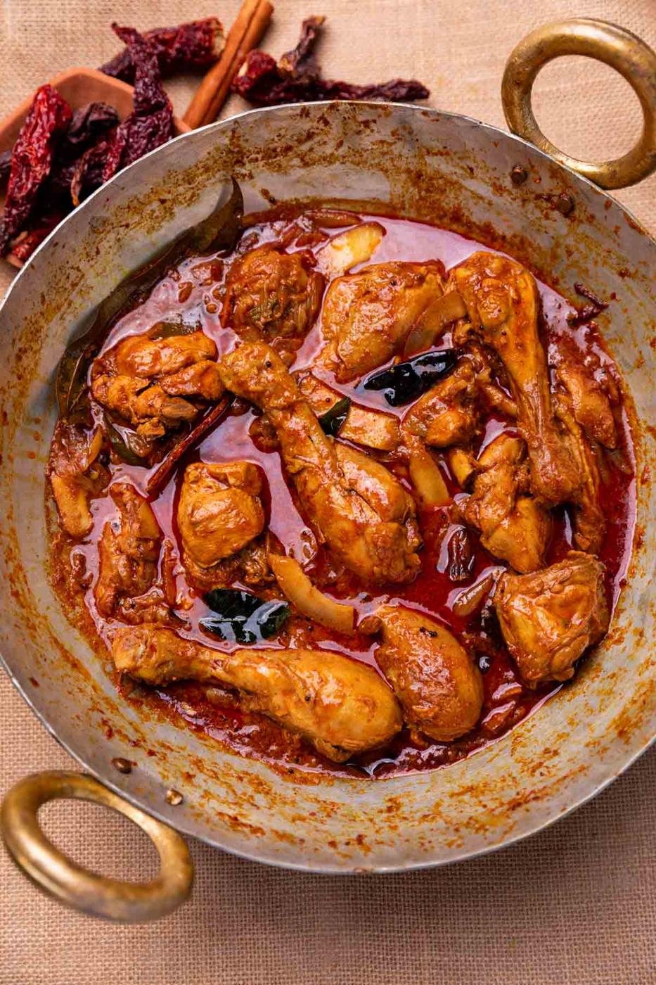Nadan Chicken Curry (Village Style Kerala Chicken Curry)