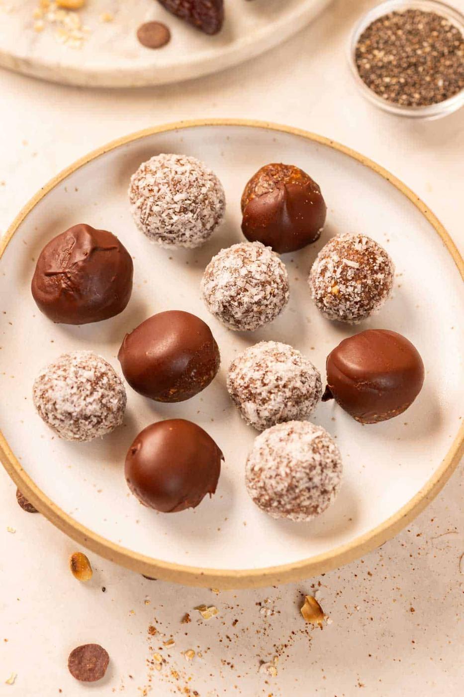 Peanut Butter Energy Balls With Dates