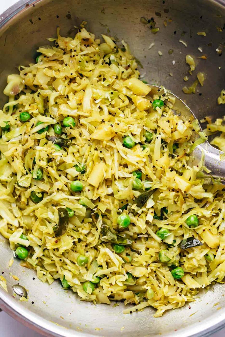 Potato Cabbage Fry (Patta gobhi aloo sabzi)