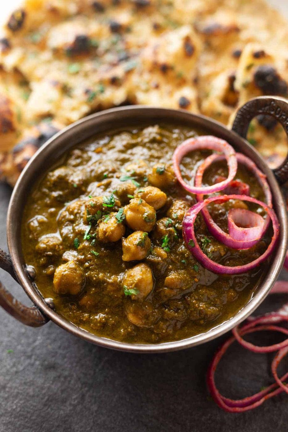 Spinach and Chickpea Curry | Chole Palak