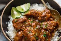 Creamy Coconut Slow Cooker Chicken Curry