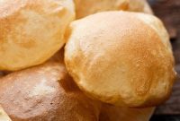 Perfect Pooris: Feather-Light and Fluffy