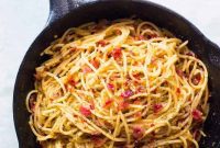 Simple 5-Ingredient Bacon Aglio Olio Spaghetti