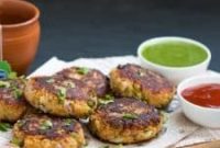 Wholesome Potato Paneer and Pea Patties