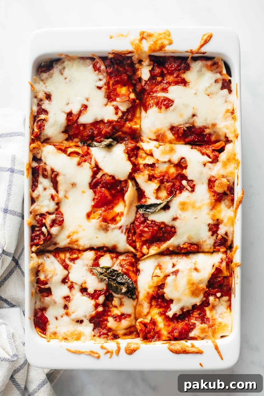 Effortless Vegetarian Lasagna Guide 2 Easy Vegetarian Lasagna served in a casserole after it finished baking