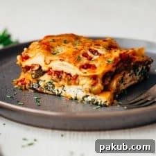 Effortless Vegetarian Lasagna Guide 6 Closeup of the layers of vegetarian lasagna