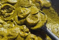 Creamy Green Egg Curry with Spinach and Aromatic Spices