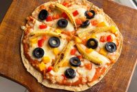 Air Fryer Roti Pizza Using Leftover Rotis